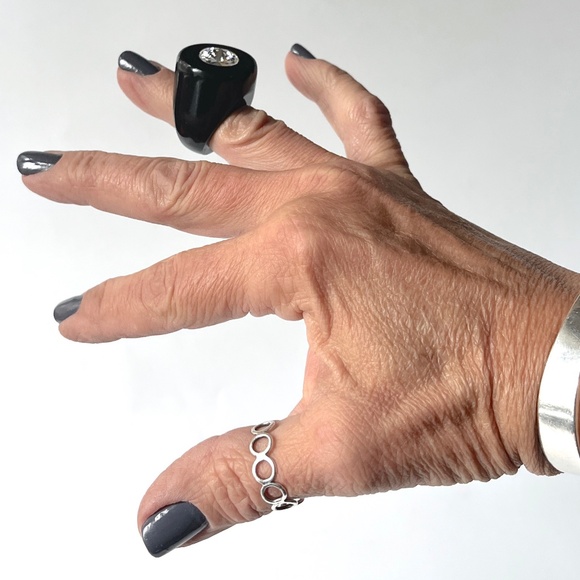 Vintage Size 5.75 Lucite Ring Chunky Flat Top Dome Black w Rhinestone Statement - Picture 10 of 14